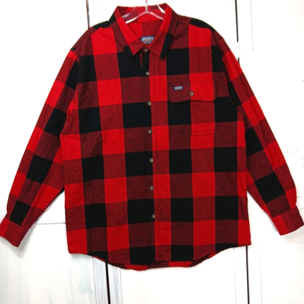SMITHS workwear buffalo check red/black flannel long sleeve work shirt sz MEDIUM